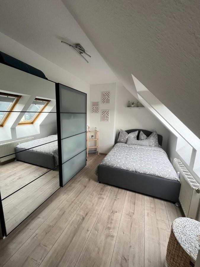 105 Qm Neues Klimatisiertes Appartment Fuer Familien Privater Parkplatz Κέμνιτς Εξωτερικό φωτογραφία